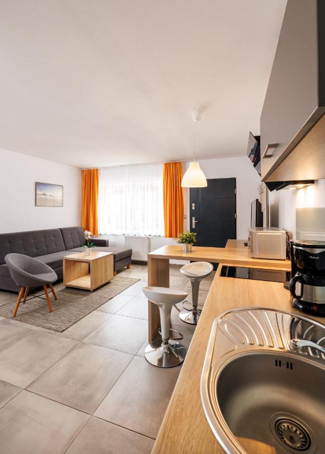 Seo2 Rewal - Apartamenty Z Osobnym Wejsciem, Grzany Basen, Darmowe Sauny, Parking, Grill, Wifi Exteriör bild