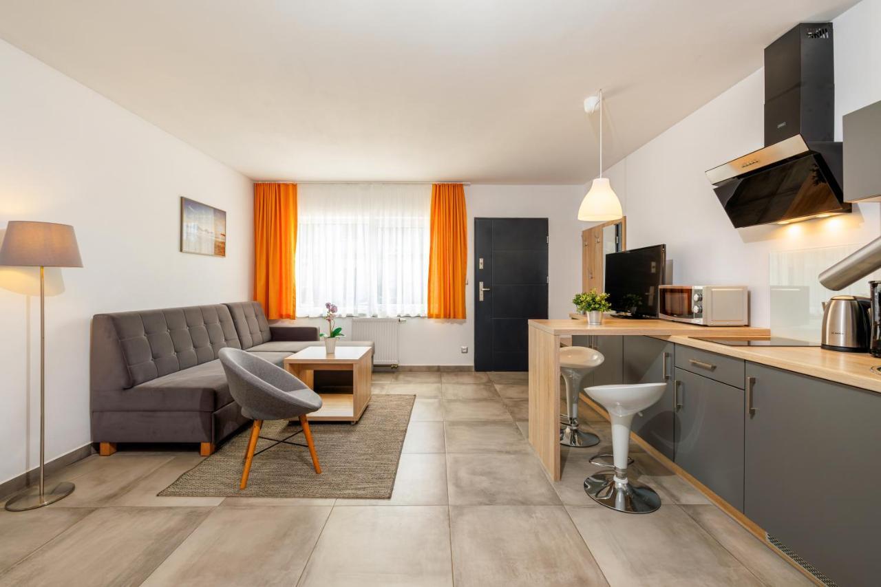 Seo2 Rewal - Apartamenty Z Osobnym Wejsciem, Grzany Basen, Darmowe Sauny, Parking, Grill, Wifi Exteriör bild