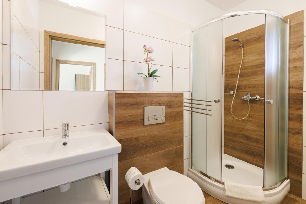 Seo2 Rewal - Apartamenty Z Osobnym Wejsciem, Grzany Basen, Darmowe Sauny, Parking, Grill, Wifi Exteriör bild